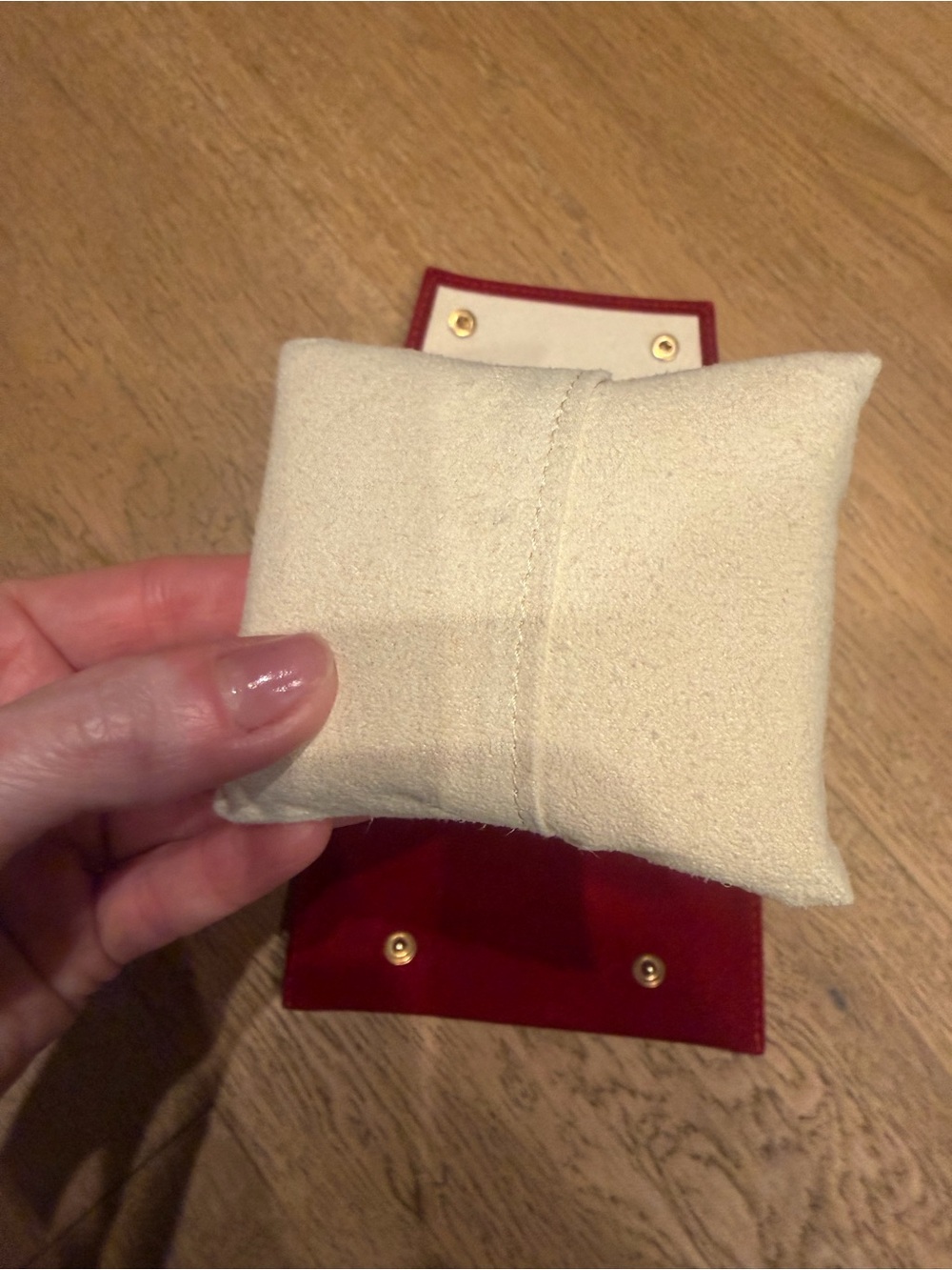 Cartier Red and Cream Leather Travel Watch Pouch - Picture 2 of 10